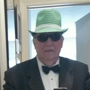 Meet your Posher, Larry